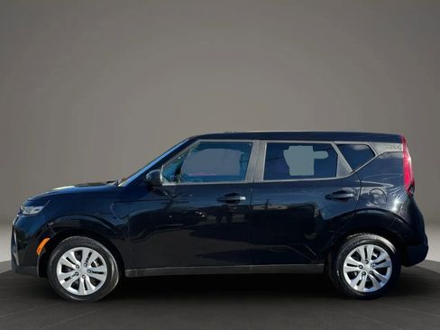 Used 2020 Kia Soul LX FWD image 5