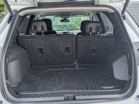 Used 2020 Chevrolet Equinox LT w/ Sport Edition FWD image 24