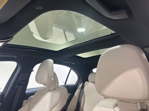 Used 2023 Mercedes-Benz C 300 4MATIC Sedan image 16
