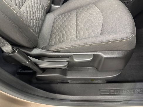 Used 2019 Chevrolet Equinox LT image 10