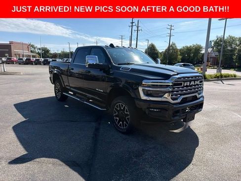 Used 2025 RAM 3500 Longhorn w/ Towing Technology Group AWD/4WD image 7