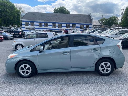 Used 2013 Toyota Prius Two FWD image 8