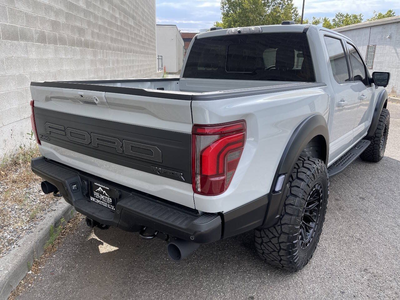 Used 2026 Ford F150 Raptor AWD/4WD image 36
