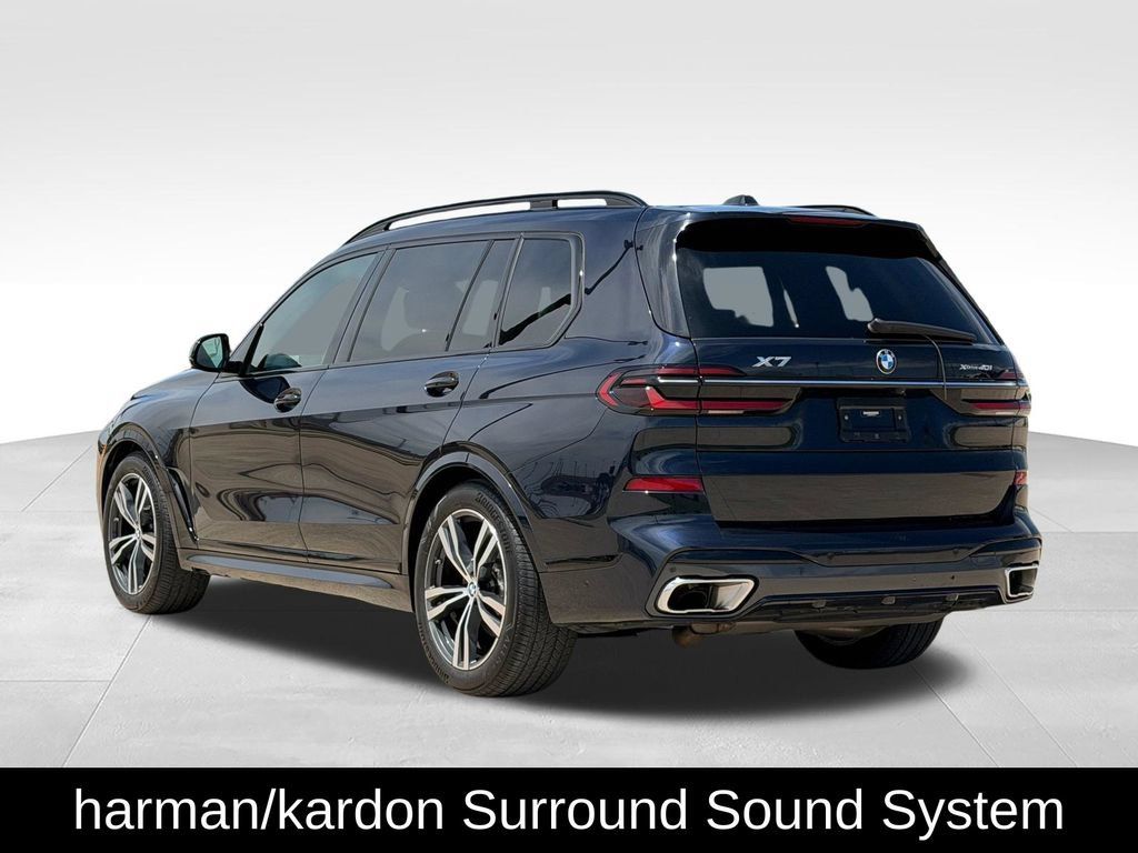 Used 2023 BMW X7 xDrive40i w/ M Sport Package AWD/4WD image 7