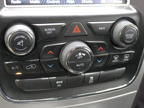 Used 2015 Jeep Grand Cherokee Altitude image 61