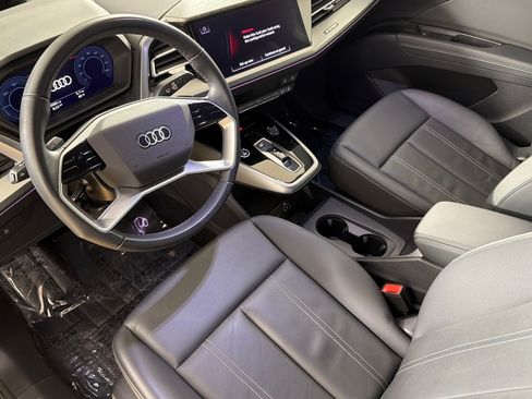 Certified 2024 Audi Q4 e-tron Prestige w/ Black Optic Package AWD/4WD image 9