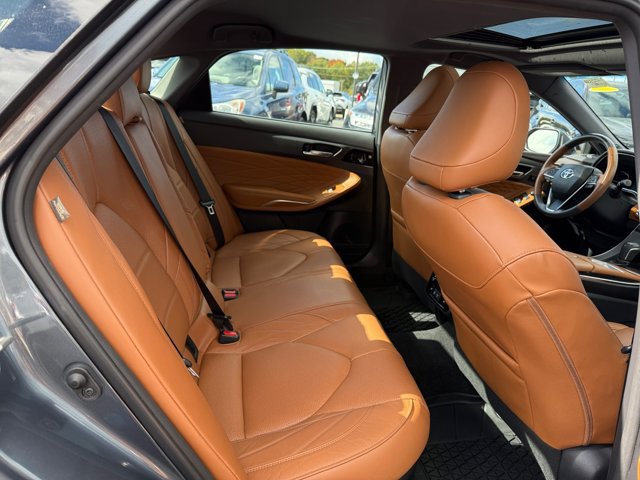 Used 2020 Toyota Avalon Limited w/ Advanced Safety Package FWD image 20