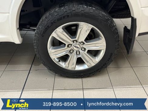 Used 2015 Ford F150 Platinum w/ Equipment Group 701A Luxury image 32