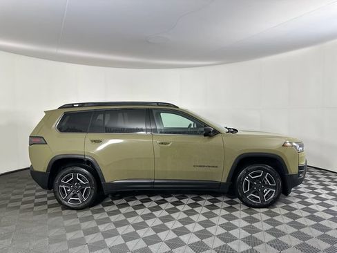 New 2026 Jeep Cherokee Laredo AWD/4WD image 5