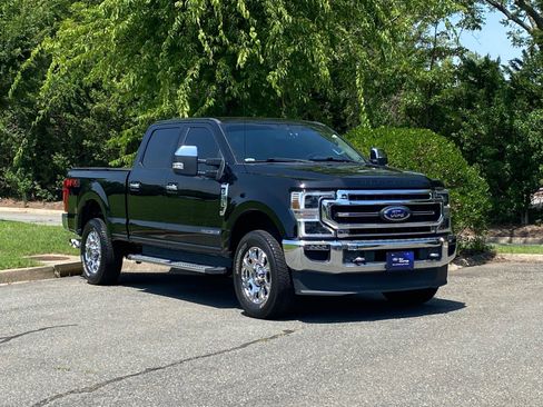 Certified 2020 Ford F250 Lariat w/ Lariat Ultimate Package AWD/4WD image 2