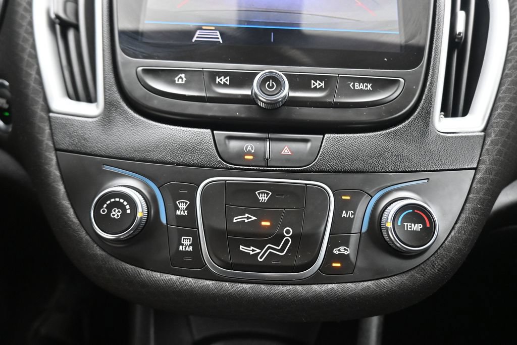 Used 2020 Chevrolet Malibu LS FWD image 18