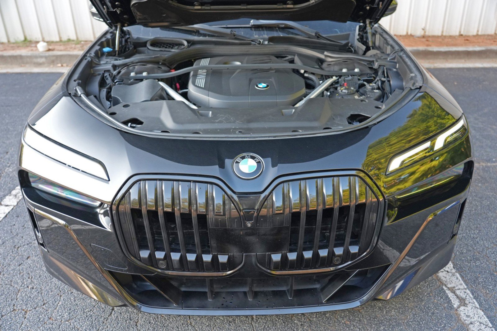 Used 2023 BMW 740i RWD image 8