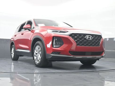 Used 2019 Hyundai Santa Fe SE image 59
