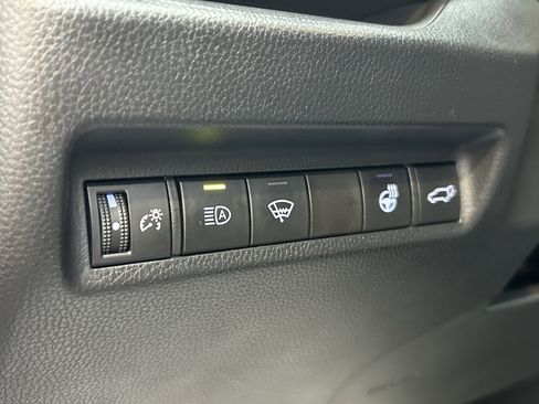 Certified 2022 Toyota RAV4 XLE AWD/4WD image 15