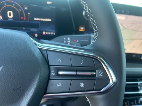 New 2026 Chevrolet Traverse LT w/ Midnight/Sport Edition FWD image 19