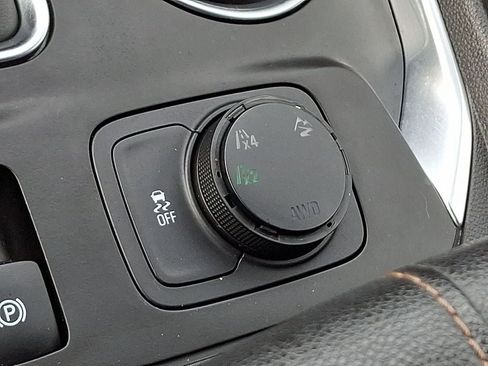 Used 2018 Chevrolet Traverse LS AWD/4WD image 24