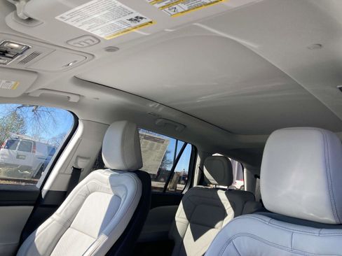 New 2025 Lincoln Aviator Reserve w/ Illumination Package image 23