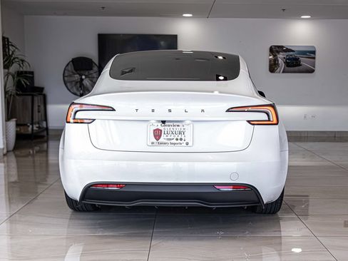 Used 2026 Tesla Model 3 RWD image 14