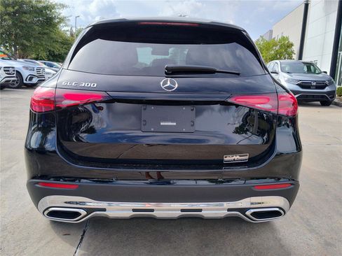 New 2025 Mercedes-Benz GLC 300 image 5