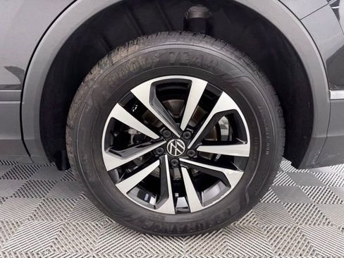 Used 2024 Volkswagen Tiguan S image 44