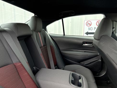 Used 2023 Toyota Corolla SE image 40