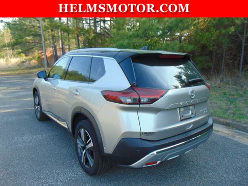 Used 2023 Nissan Rogue Platinum w/ Platinum Premium Package image 7