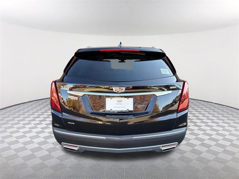 Certified 2022 Cadillac XT5 Premium Luxury image 5