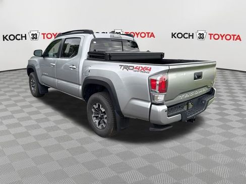 Used 2023 Toyota Tacoma TRD Off-Road w/ Technology Package AWD/4WD image 6