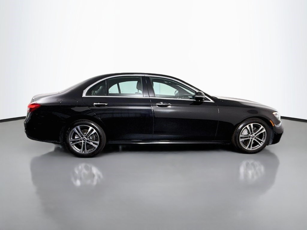 Used 2022 Mercedes-Benz E 350 Sedan w/ Driver Assistance Package image 11