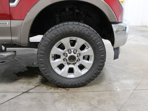 Used 2019 Ford F250 Lariat w/ Lariat Ultimate Package AWD/4WD image 41