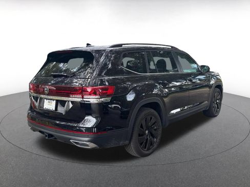 Used 2026 Volkswagen Atlas SE FWD image 12