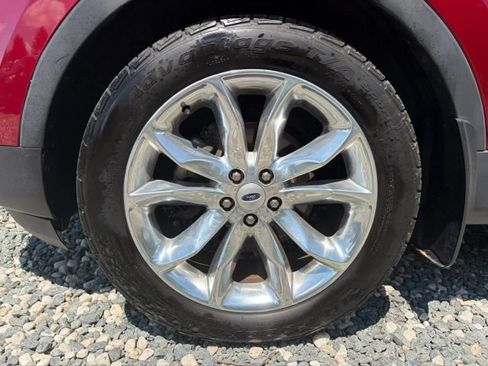 Used 2013 Ford Explorer XLT FWD image 9