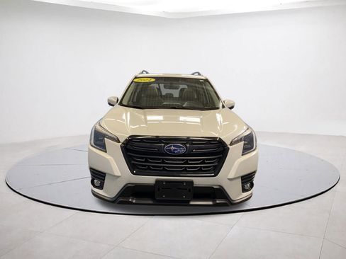 Used 2024 Subaru Forester Limited image 2