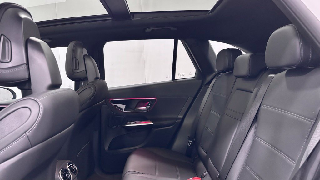 Certified 2025 Mercedes-Benz GLC 300 4MATIC image 22