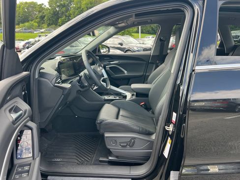 Used 2025 Audi Q5 Premium Plus w/ Premium Plus AWD/4WD image 23
