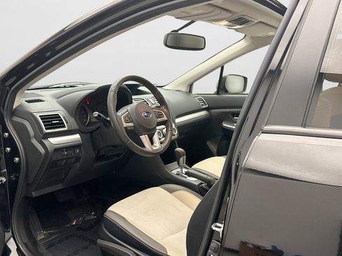 Used 2016 Subaru Crosstrek 2.0i Premium w/ Moonroof Package AWD/4WD image 10