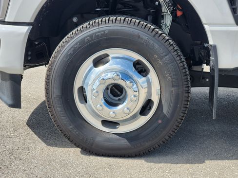 New 2026 Ford F350 Platinum AWD/4WD image 8