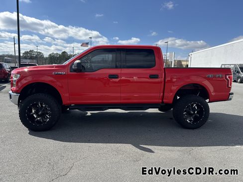 Used 2017 Ford F150 XLT image 7