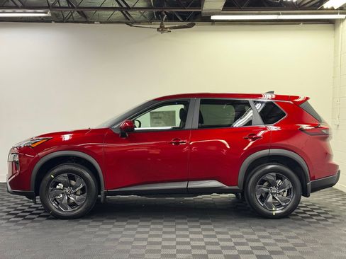New 2026 Nissan Rogue SV AWD/4WD image 3