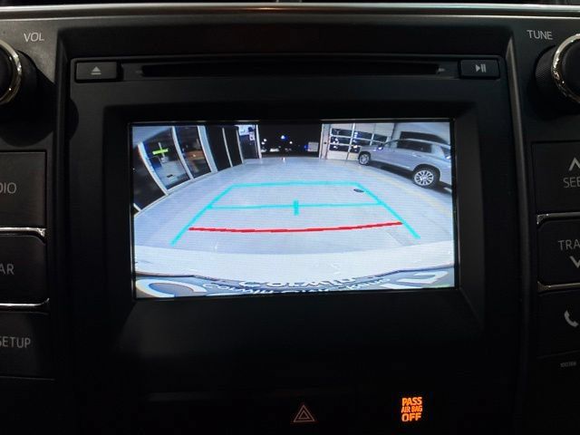 Used 2015 Toyota Camry LE FWD image 24