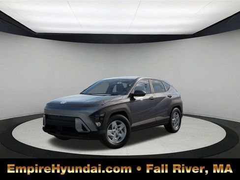 New 2026 Hyundai Kona SE image 1