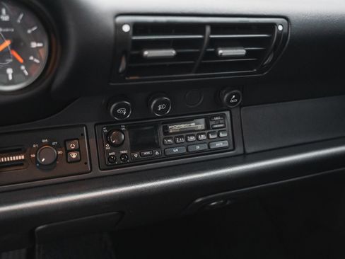 Used 1995 Porsche 911 Carrera RWD image 73