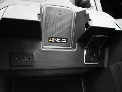 New 2026 GMC Sierra 1500 Denali w/ Denali Reserve Package image 16