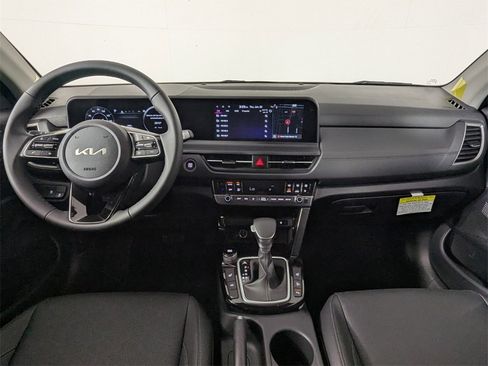 New 2026 Kia Seltos EX image 13