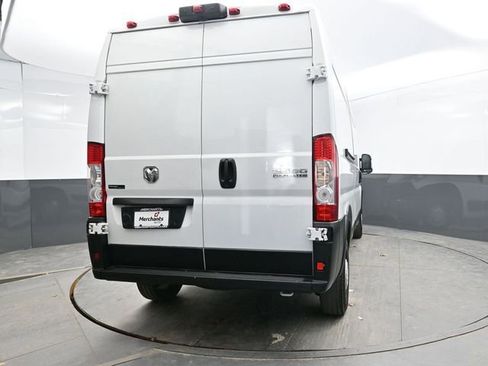 Used 2023 RAM ProMaster 2500 FWD image 6