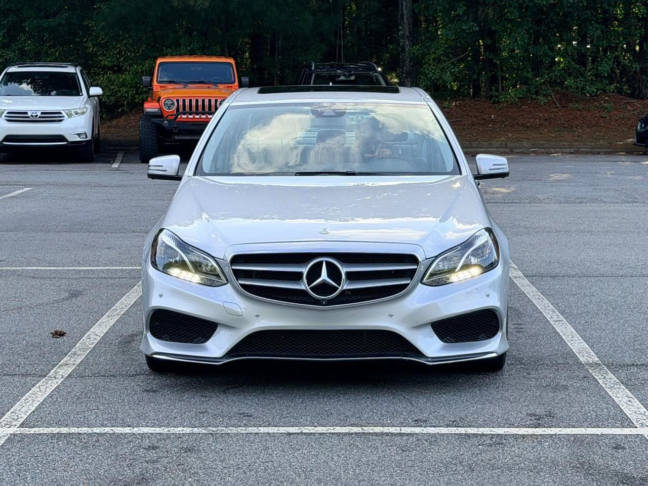 Used 2016 Mercedes-Benz E 350 Sedan image 4
