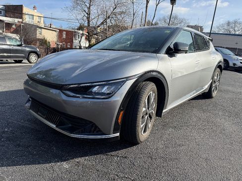 Used 2024 Kia EV6 Wind w/ Wind Technology Package image 4