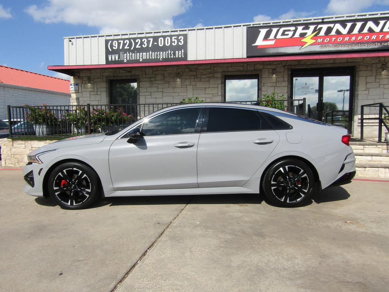 Used 2021 Kia K5 GT-Line AWD/4WD image 2