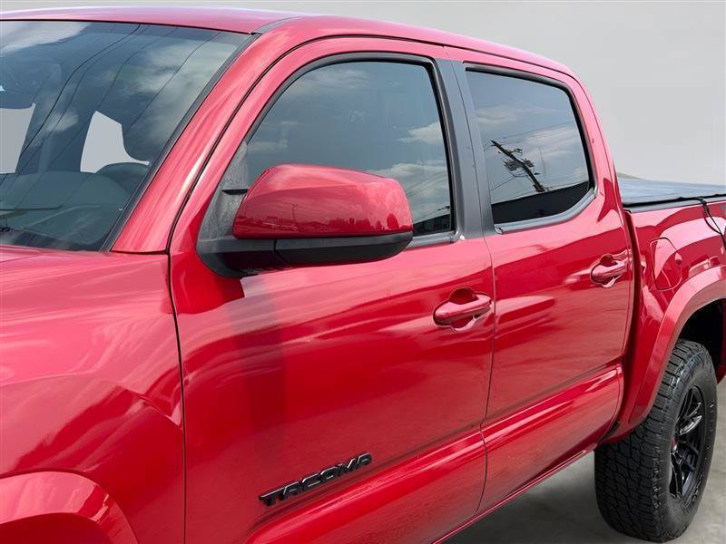 Used 2020 Toyota Tacoma SR5 AWD/4WD image 6