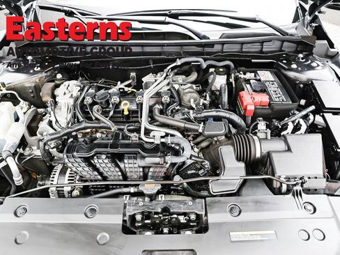 Used 2025 Nissan Altima 2.5 SV FWD image 7